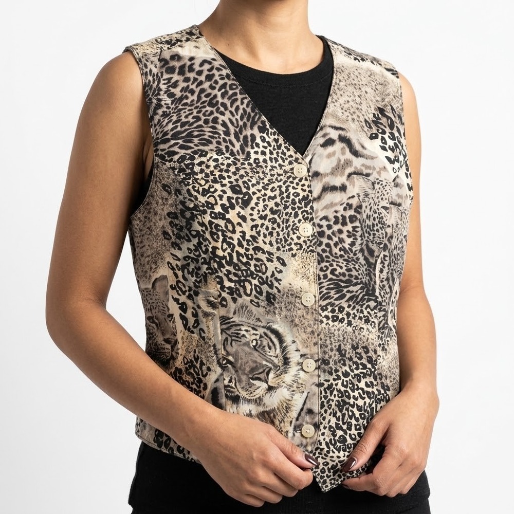 Fu Da Fine Silk Button Down Vest Women's Medium Petite Animal Print V-Neck